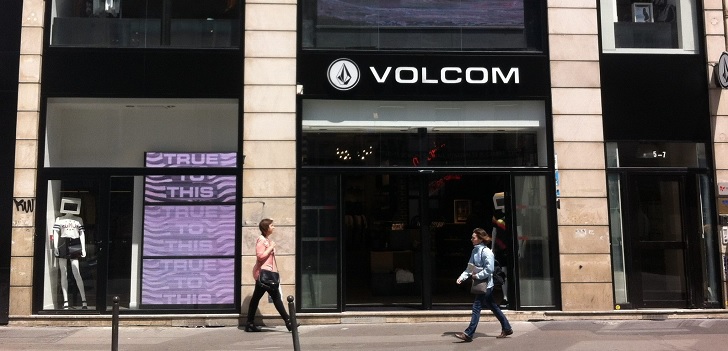 Kering sella la venta de Volcom a Authentic Brands Group